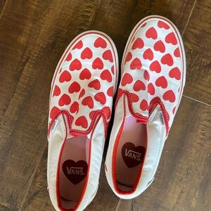 Vans size 9 women size 7.5 unisex heart design shoes